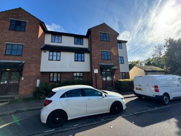 Property for Auction in East Anglia - 19 Rushes Court, Bishop&apos;s Stortford, Hertfordshire CM23 3YP