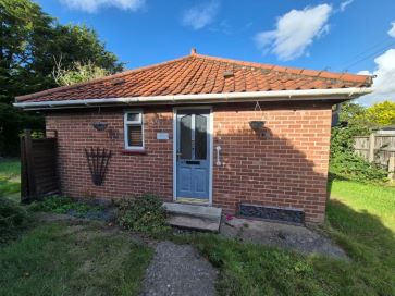 Property for Auction in East Anglia - 19A Briar Road, Harleston, Norfolk IP20 9DU