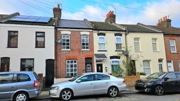 Property for Auction in Bedfordshire and Buckinghamshire - 17 Shirley Road, Luton, Bedfordshire LU1 1NZ