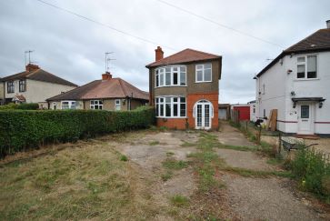 Property for Auction in Northamptonshire - 16 Kislingbury Road, Rothersthorpe, Northampton, Northamptonshire, NN7 3HZ