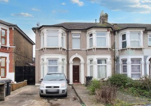 Property for Auction in London - 96B Elgin Road, Ilford, Essex, IG3 8LW