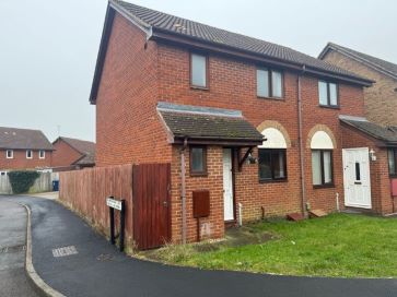 Property for Auction in East Anglia - 12 Sparrowhawk Way, Hartford, Huntingdon, Cambridgeshire PE29 1XE