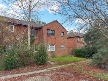 Property for Auction in Bedfordshire and Buckinghamshire - 28 Norbrek, Two Mile Ash, Milton Keynes, Buckinghamshire, MK8 8AT