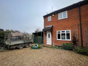 Property for Auction in East Anglia - 36 Beck Way, Loddon, Norwich, Norfolk NR14 6UZ