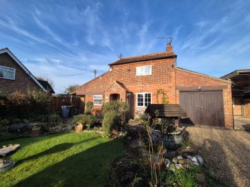 Property for Auction in East Anglia - Honeywell Cottage, Honeycombe Road, Salhouse, Norwich, Norfolk NR13 6JP