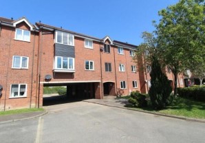 Property for Auction in London - 30 Millstream Close, Hitchin, Hertfordshire, SG4 0DA