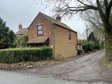 Property for Auction in East Anglia - Medina Cottage, Heath Road, Hickling, Norwich, Norfolk NR12 0AX