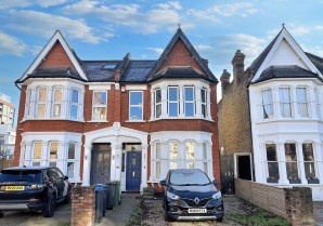 Property for Auction in London - 4A Sussex Road, New Malden, Surrey, KT3 3PY