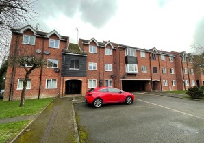 Property for Auction in London - 30 Millstream Close, Hitchin, Hertfordshire, SG4 0DA