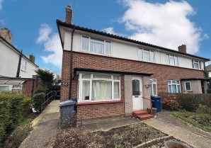 Property for Auction in London - 54 Friern Park, North Finchley, London, N12 9DP