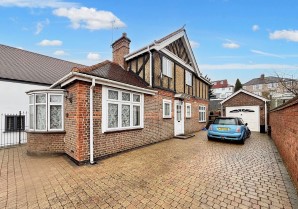 Property for Auction in London - 774 Kenton Lane, Harrow, Middlesex, HA3 6AF