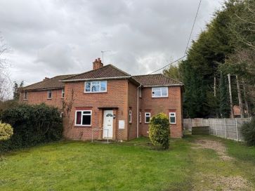 Property for Auction in East Anglia - 2 Flaxman Close, Low Road, Alburgh, Harleston, Norfolk IP20 0BZ