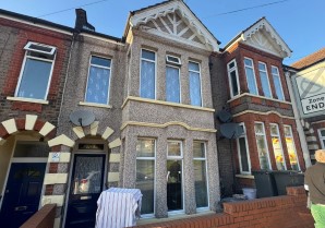 Property for Auction in London - 327 High Town Road, Luton, Bedfordshire, LU2 0DB