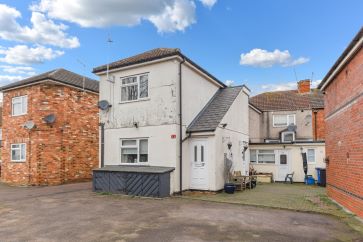 Property for Auction in Northamptonshire - 58F Havelock Street, Kettering, Northamptonshire NN16 9PZ