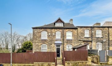 Property for Auction in Manchester - 41 Yews Mount, Huddersfield, West Yorkshire, HD1 3RZ